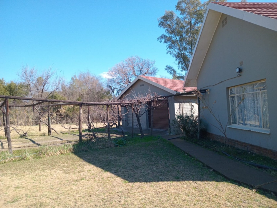 4 Bedroom Property for Sale in Christiana North West